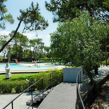 אתר נופש Parque Do Rio Ofir 4*
