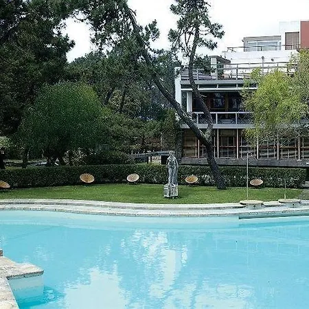 אתר נופש Parque Do Rio Ofir