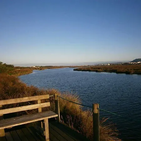Parque Do Rio Ofir אתר נופש