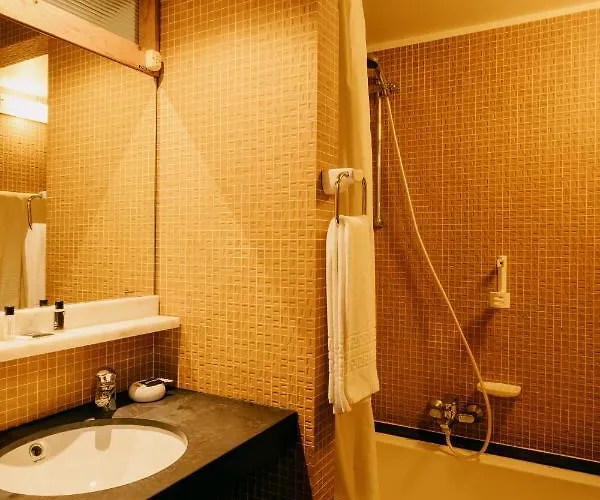 Parque Do Rio Ofir 4*